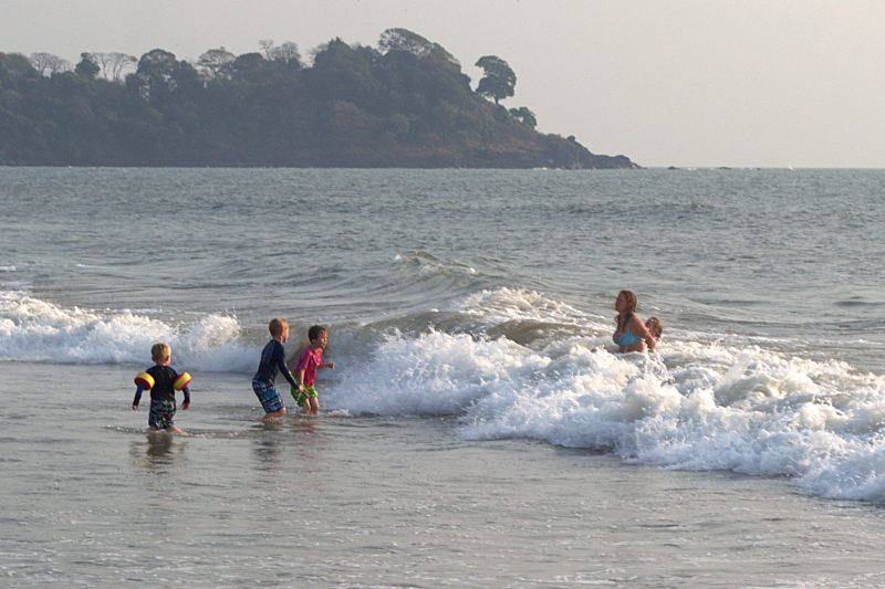 Goa-family-waves.jpg