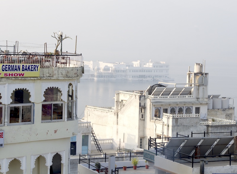 Udaipur-Taj-Lake-Palace.jpg